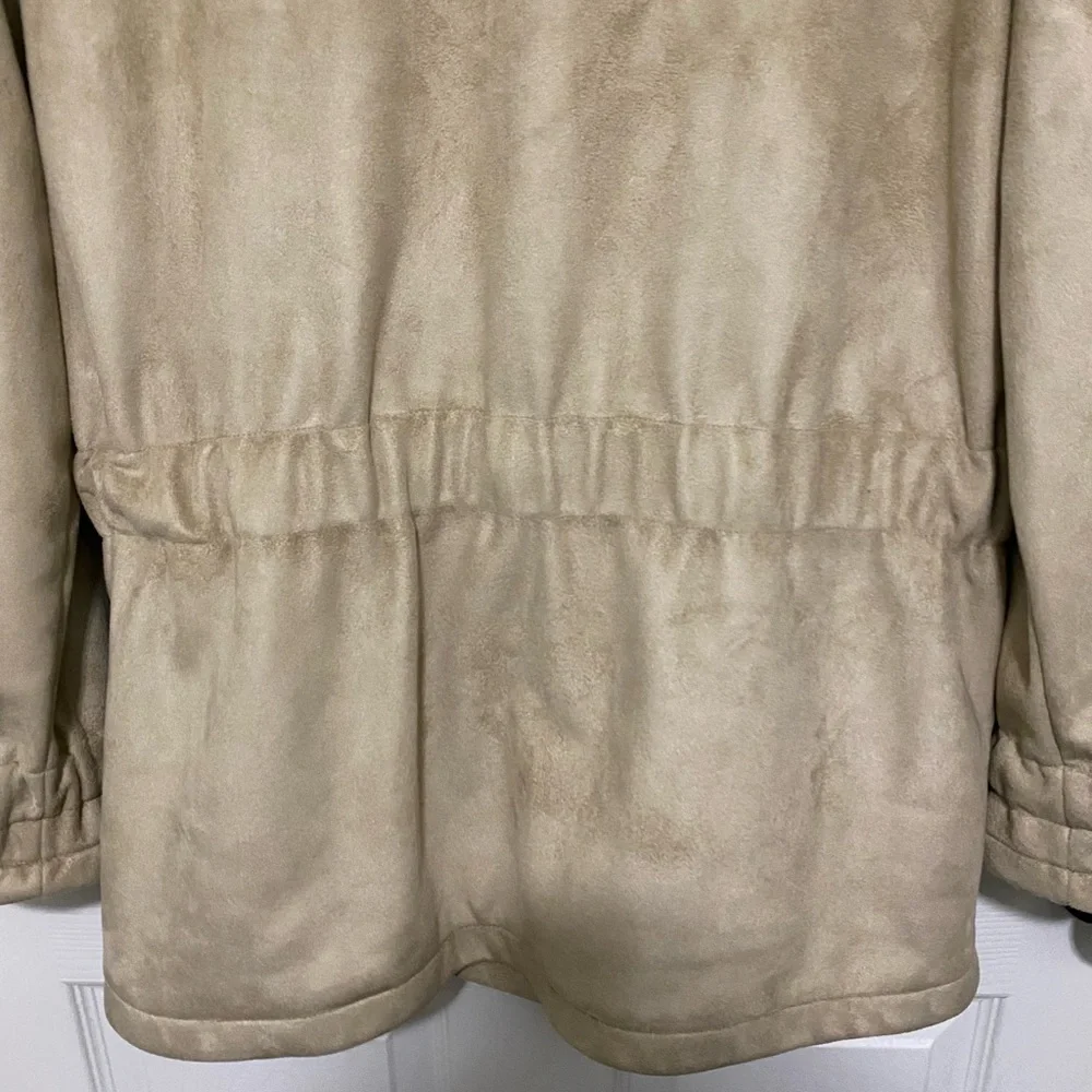 Calvin Klein elegant beige